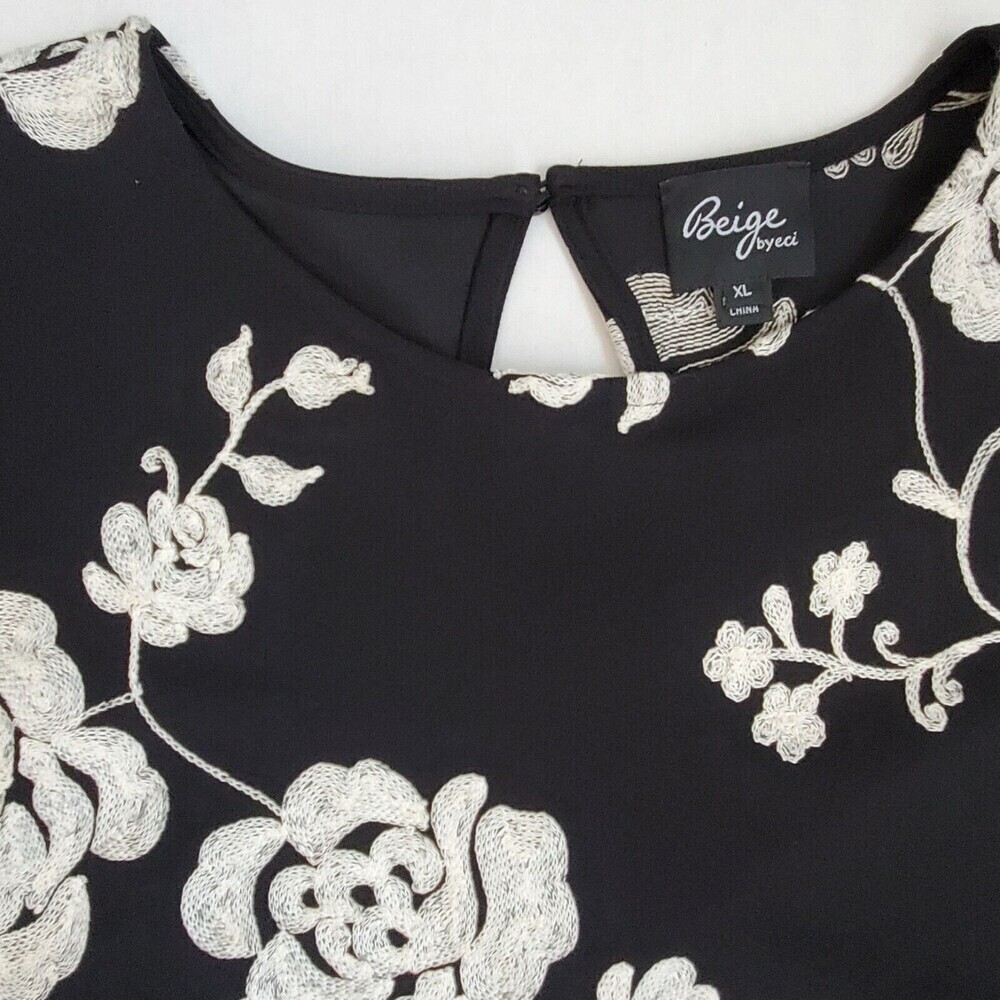 Beige Eci Roses Blouse Embroidered Womens‎ XL Flare Sleeves Party Black - Picture 3 of 13